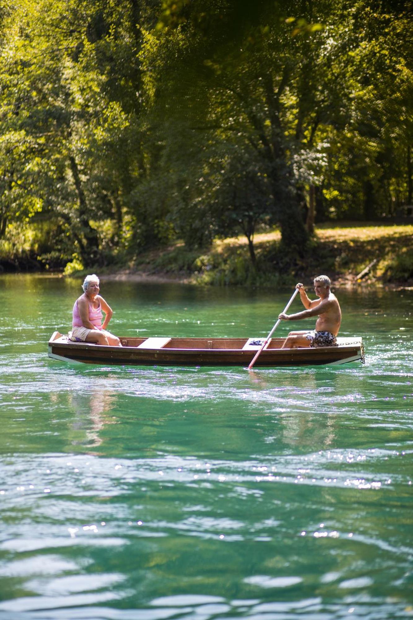 Turisticko Naselje- Japodski Otoci Lodge Racic